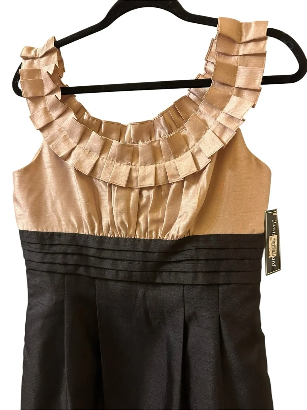 Jessica Howard Two-Tone Satin Ruffle Neck Dress - Champagne and Black size 8